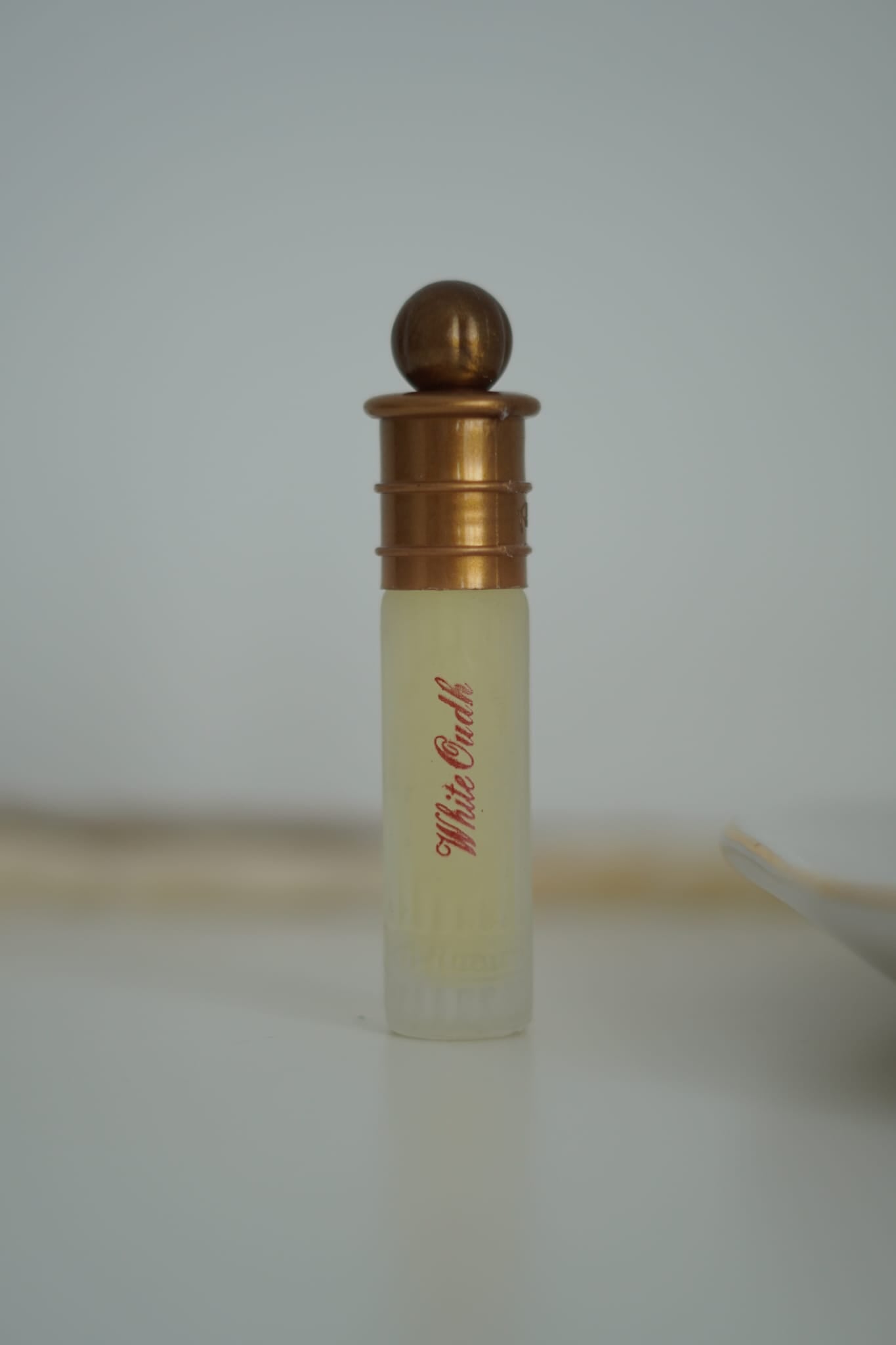 White Oudh Al Nuaim Attar Long Lasting 6ml